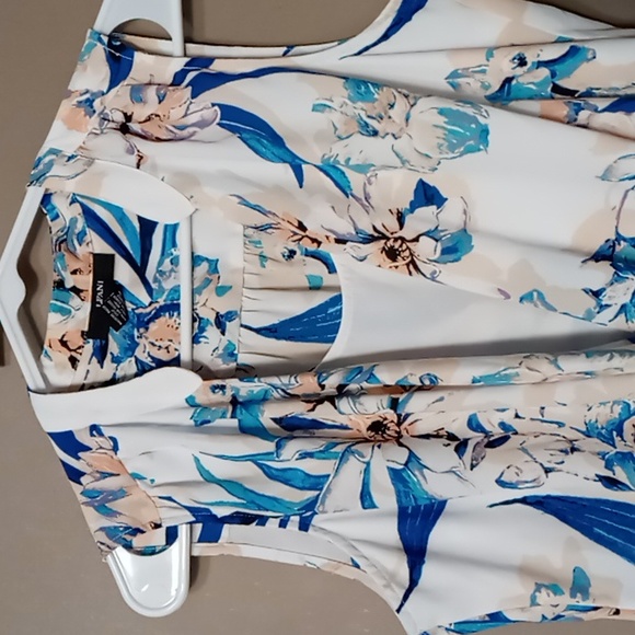 Alfani Tropical Flowered Faux Wrap Tuni Sleeveless Blouse Size 6 - Picture 3 of 5